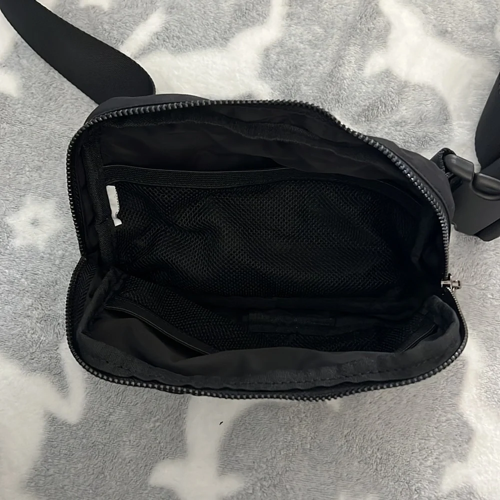 Fanny pack - Picture 2 of 5